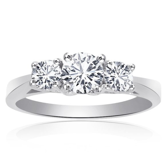 0.85 Ct. tw. Diamond Three Stone Engagement Ring - Picture 1 of 4